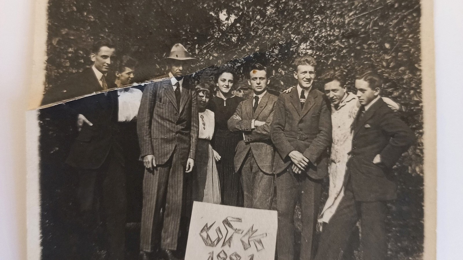 Foto: Gründungsmitglieder der „Vereinigung fortschrittlicher Künstler“ von 1921, aus der ein Jahr später der Saarländische Künstlerbund hervorging.